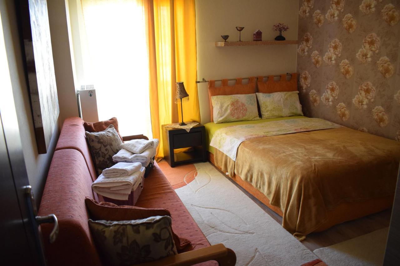 Ferienwohnung Five Stars In Trikala Exterior foto